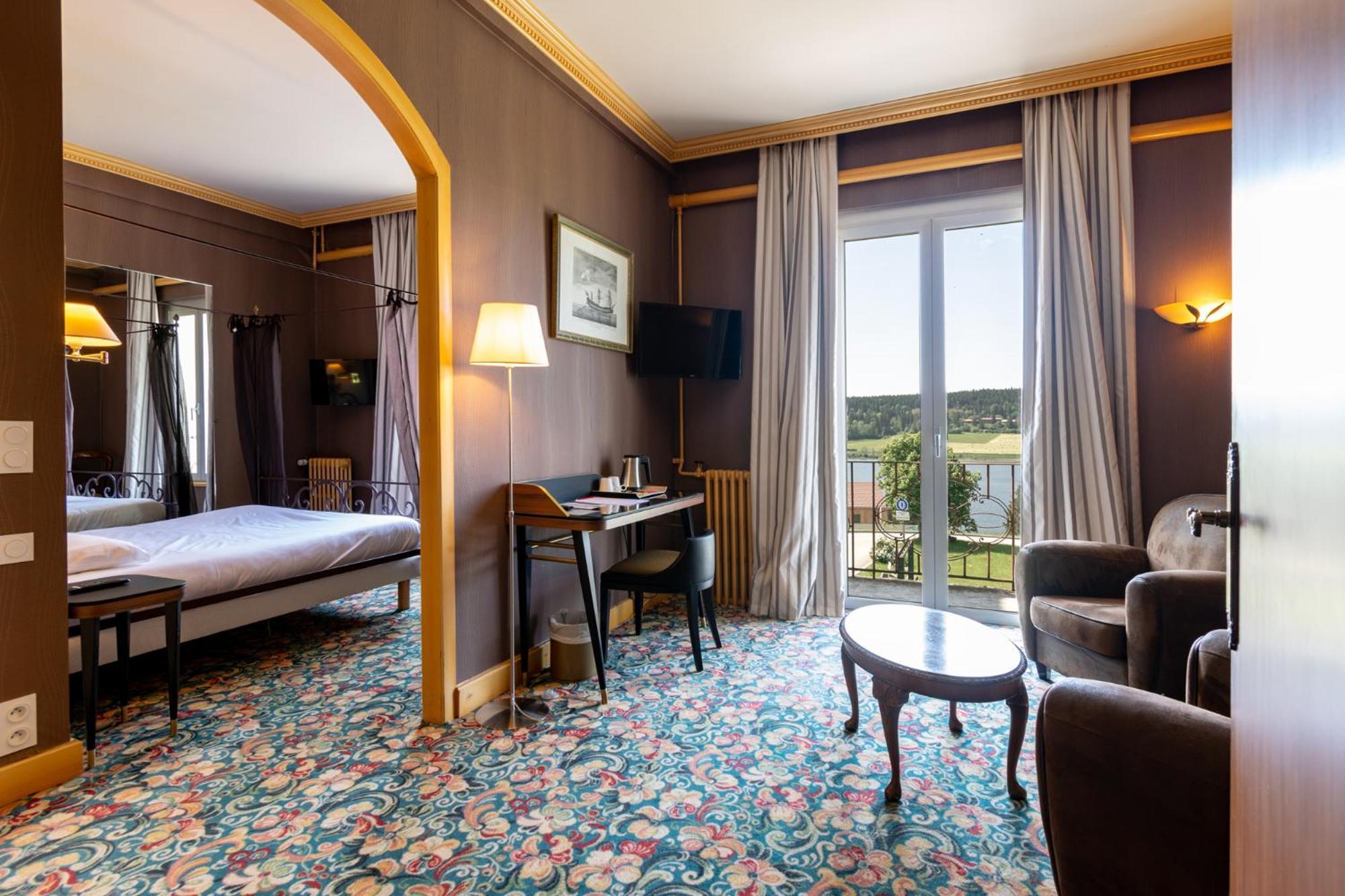 Hotel-Restaurant Le Lac 말뷔송 외부 사진