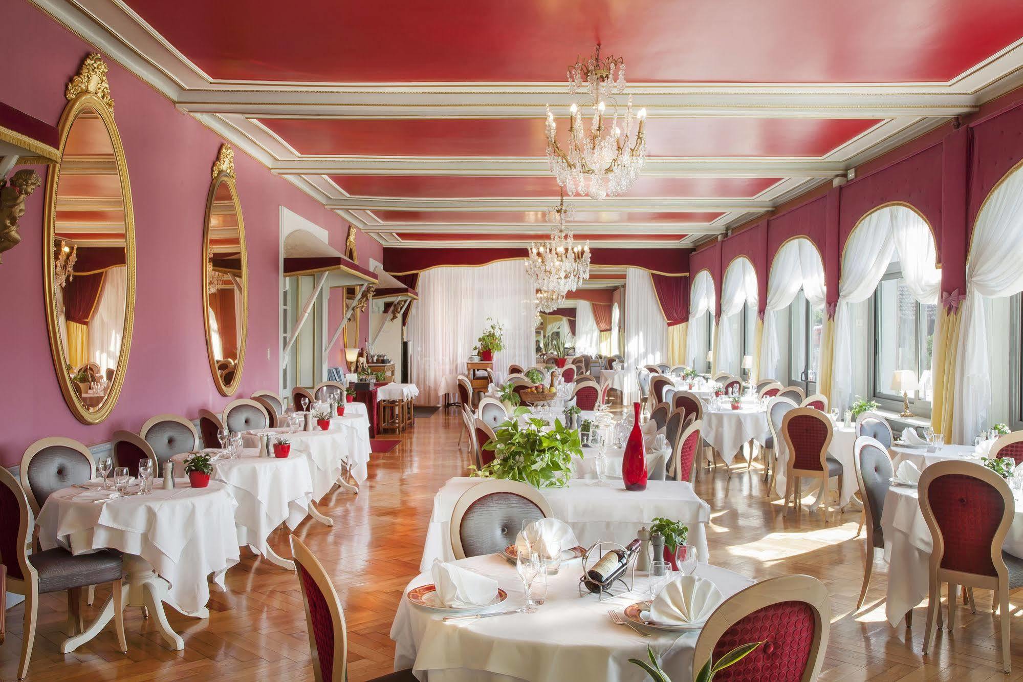 Hotel-Restaurant Le Lac 말뷔송 외부 사진